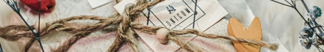 Inpakken en uitdelen cadeaudecoratie creaknutselen.nl