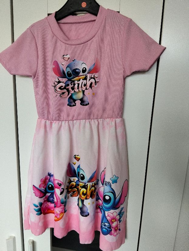 Verkoop van kleding ondergoed en parfum